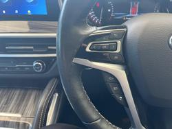 2023 LDV
                D90 Executive