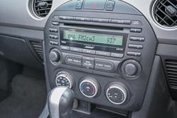 2009 Mazda
MX-5 Roadster Coupe