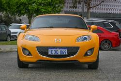 2009 Mazda
MX-5 Roadster Coupe