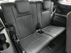 2025 Isuzu MU-X LS-T