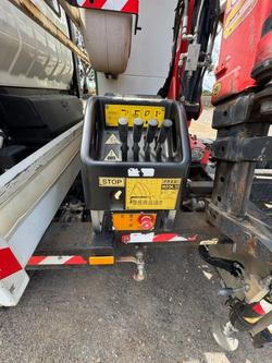 2014 Isuzu Nqr 4X2 Crane/Tipper Truck **Low Kms**