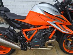 2022 Ktm 1290 SUPER DUKE R Orange