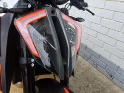 2022 Ktm 1290 SUPER DUKE R Orange