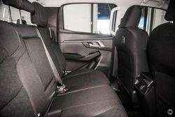 2025 Isuzu D-MAX LS-M