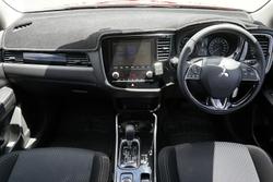 2020 Mitsubishi Outlander ES