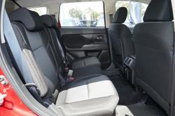 2020 Mitsubishi Outlander ES