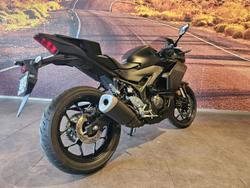 2025 Yamaha YZF-R3 R3 Black