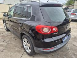 2011 Volkswagen Tiguan 147TSI 5N MY11 Four Wheel Drive Deep Black