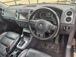 2011 Volkswagen Tiguan 147TSI 5N MY11 Four Wheel Drive Deep Black