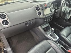 2011 Volkswagen Tiguan 147TSI 5N MY11 Four Wheel Drive Deep Black
