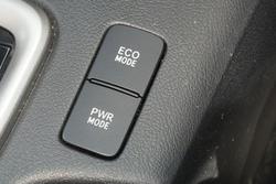 2021 Toyota Hilux SR