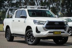 2021 Toyota Hilux SR