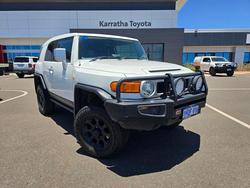 2012 Toyota FJ Cruiser V6 PET WAGON A/T COLOUR BODY+WHITE ROOF