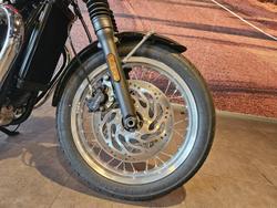 2025 Triumph Bonneville T120 Bonneville Red