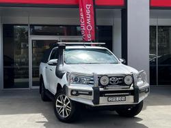 2017 Toyota
Hilux SR5