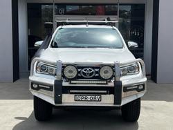 2017 Toyota
Hilux SR5