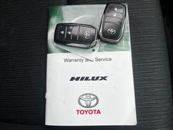 2017 Toyota
Hilux SR5