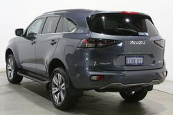 2024 Isuzu MU-X LS-T