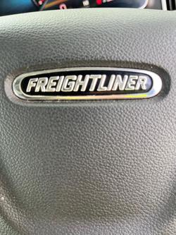 2024 Freightliner Cascadia 126 White