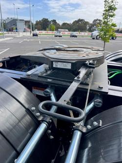 2024 Freightliner Cascadia 126 White