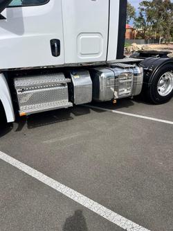 2024 Freightliner Cascadia 126 White