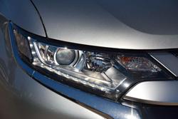 2021 Mitsubishi Outlander ES