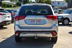 2021 Mitsubishi Outlander ES