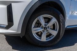 2022 Kia
                Sorento S