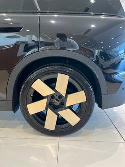 2024 MINI Countryman SE Favoured