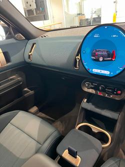 2024 MINI Countryman SE Favoured