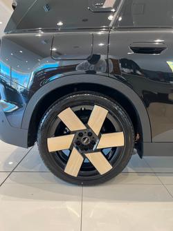 2024 MINI Countryman SE Favoured
