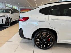 2025 BMW X4 M40i