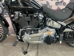 2025 Harley-davidson FXBR BREAKOUT (117) Vivid Black