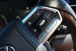 2024 Toyota Landcruiser VX