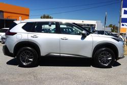 2024 Nissan X-TRAIL ST