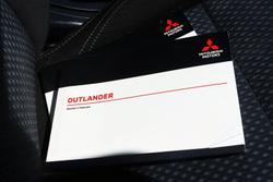 2019 Mitsubishi Outlander ES