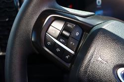 2022 Ford Everest Ambiente