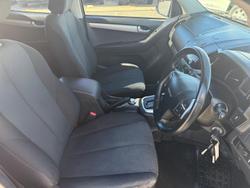 2014 Isuzu D-MAX LS-M