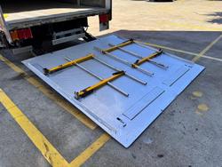 2007 Barker
                14.6M Drop Deck/ Hydraulic Mezzanine, Tail Gate 4.6M 