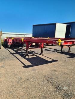 2005 THT Tri Axle A-Skel Trailer