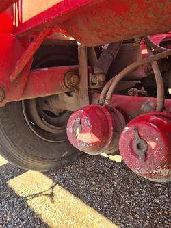 2005 THT Tri Axle A-Skel Trailer