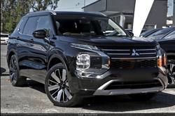 2025 Mitsubishi Outlander Outlander EXCEED 2.5L CVT AWD 5ST