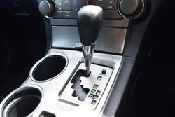 2010 Toyota Kluger KX-R