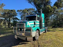 1996 Kenworth T601 T601 Green