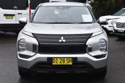 2023 Mitsubishi Outlander ES