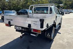 2017 Mitsubishi Triton GLX