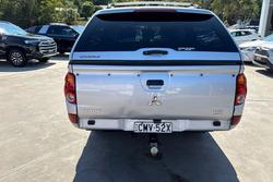 2013 Mitsubishi Triton GLX