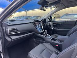 2024 Subaru Outback AWD Touring