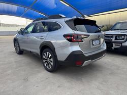 2024 Subaru Outback AWD Touring