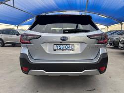 2024 Subaru Outback AWD Touring